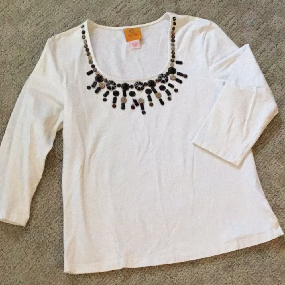Ruby Rd White lg sl top w/buttons size M